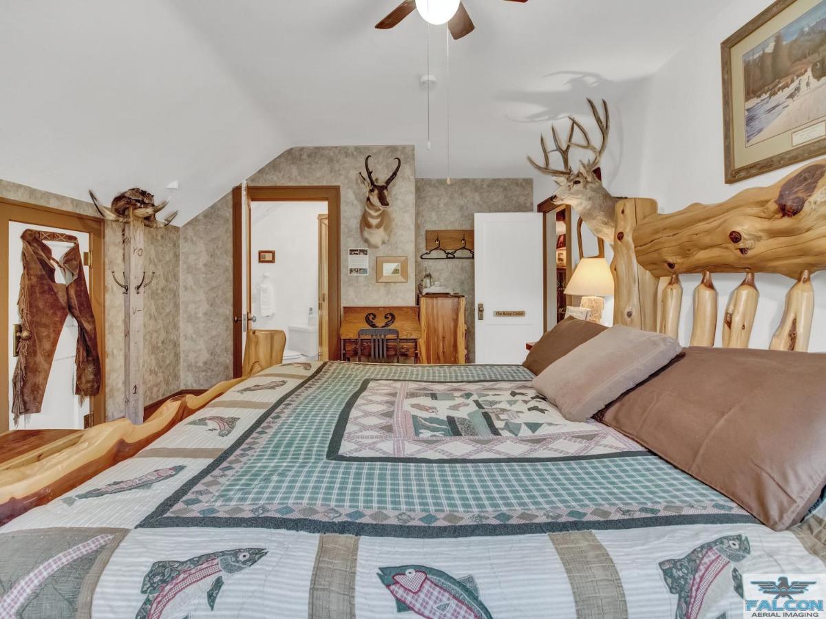 Robins Nest Bed & Breakfast Cody Ngoại thất bức ảnh